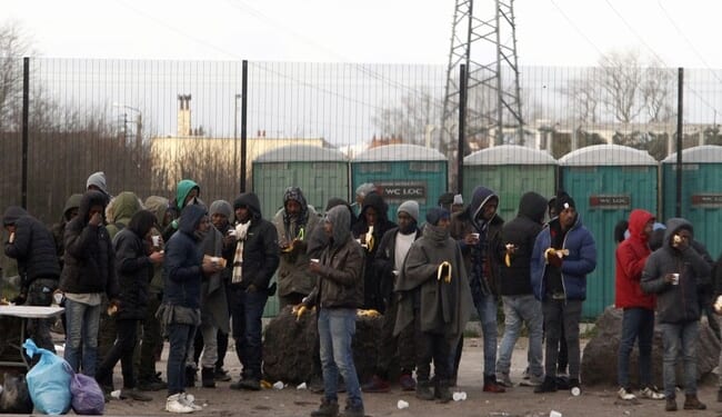 English Channel Winds Die Down, Migrant Boats Pick Up – HotAir