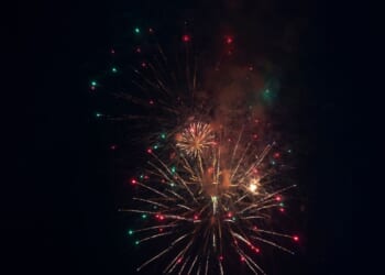 New Year's Eve fireworks show in Omaha stopped early after bystander trips over cord