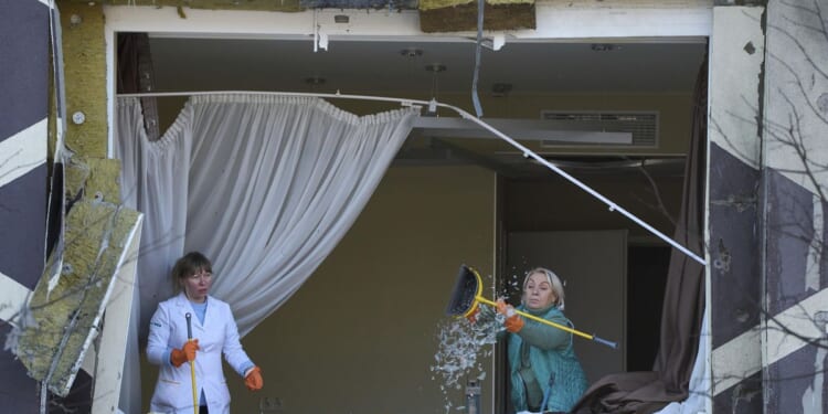 Volodymyr Zelenskyy replaces Ukraine's security chief ahead of Paris talks