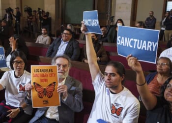 Donald Trump to cut federal funding to sanctuary cities, states