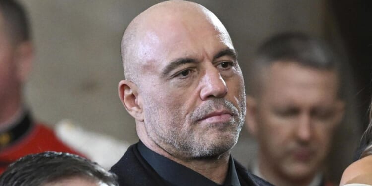 Joe Rogan questions ICE activities after fatal shooting