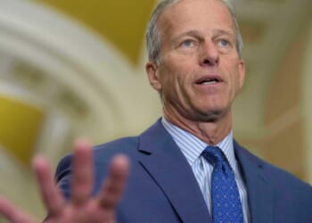 As Trump pressures GOP defectors, Senate readies vote on Venezuela war powers