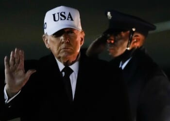 Live updates: Trump threatens to use the Insurrection Act in Minneapolis