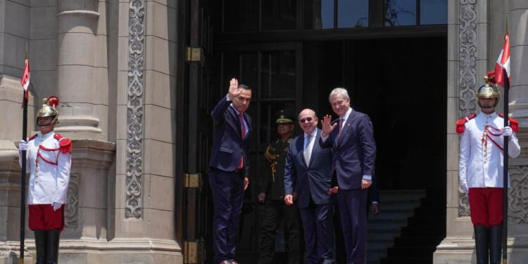 U.S. signs off on $1.5 billion deal to expand Peru's naval base