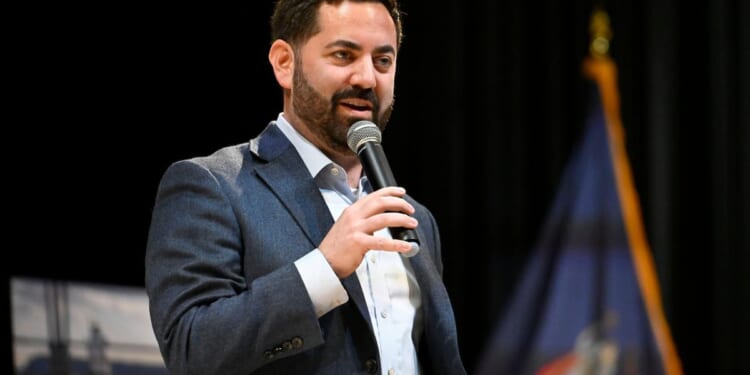 New analysis identifies more House races with vulnerable GOP incumbents