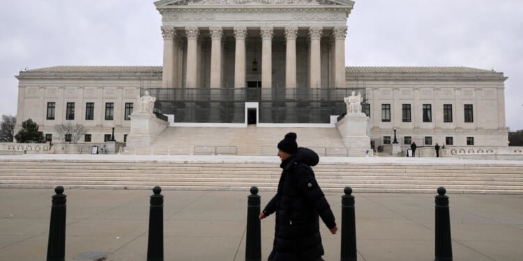 Tennessee man pleads guilty to repeatedly hacking Supreme Court's filing system