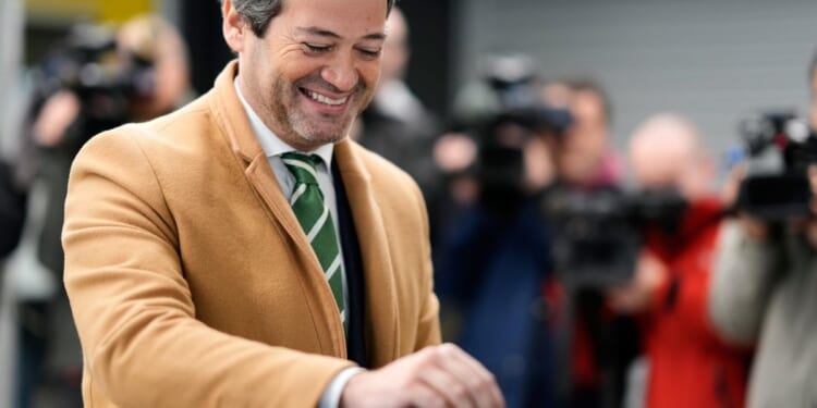 Presidential election in Portugal may deliver another gain for populists in Europe