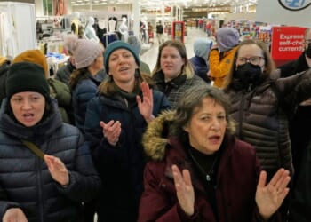 Christian leaders urge the protection of worshippers' rights after protesters interrupt service