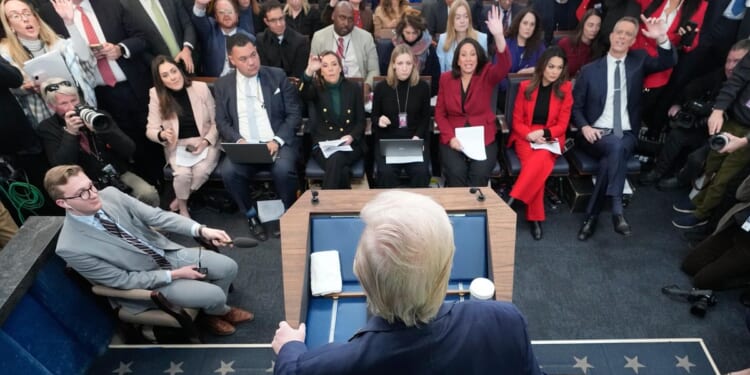 Trump settles scores in epic review of year in office