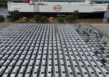 As Trump talks tariffs, his Argentine ally welcomes a shipload of Chinese EVs for the first time