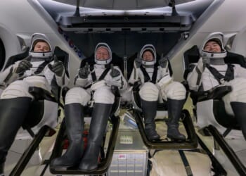 Space station's ultrasound machine was critical during medical crisis, astronauts say