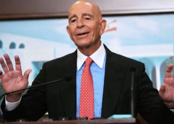 Tom Barrack, U.S. envoy for Syria, meets with Syrian Democratic Forces chief amid rising tensions