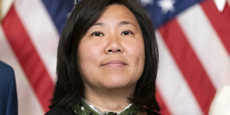 Democrats push for government to offer multilingual resources for non-English speakers