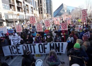 Police arrest protesters at airport as Minnesota steels for anti-immigration enforcement protest