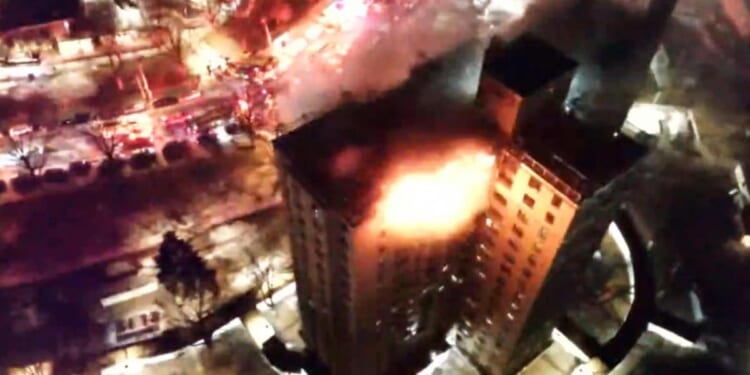 New York City high-rise apartment fire kills 1, injures 14