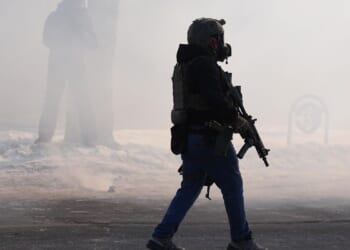 Appeals court overturns limits on federal agents' tactics against anti-ICE crowds in Minnesota