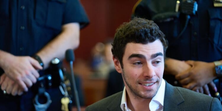 Man posing as FBI agent fails to break Luigi Mangione out of jail