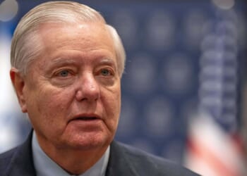 Sen. Lindsey Graham holds up spending deal to secure votes on sanctuary cities, Arctic Frost