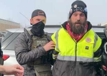 Attorney General Pam Bondi announced William Kelly’s arrest in a Jan. 22, 2026, X post after he was seen on video with a crowd entering and loudly disrupting a Sunday service at Cities Church in St. Paul, Minnesota.