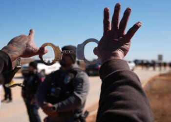 Judge orders ICE to let members of Congress make snap inspections