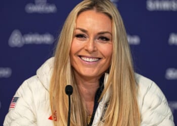 Lindsey Vonn 'confident' she can compete in Milan despite ruptured ACL in left knee