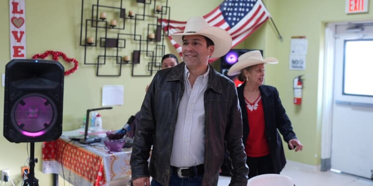 Bobby Pulido, Tejano music star, in a high-stakes South Texas congressional race