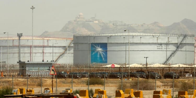 U.S.-Israeli attacks on Iran and Tehran's retaliation threaten disruptions in global energy markets