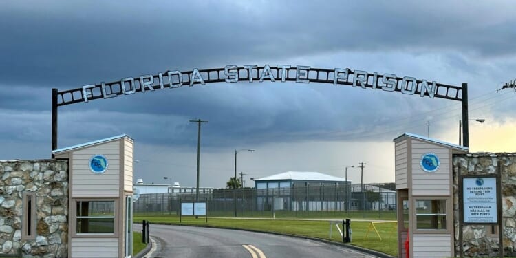 Man convicted of fatal shooting of a police officer in 1991 is set to be executed in Florida