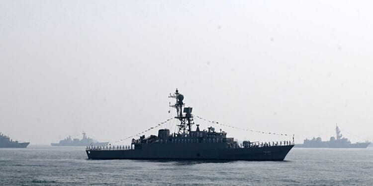 Bodies recovered from Iranian warship sunk off its coast by a U.S. submarine