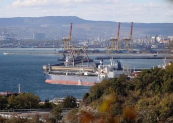 Is Iran war bad news for Ukraine? Russia cashes in as Hormuz crisis upends global energy