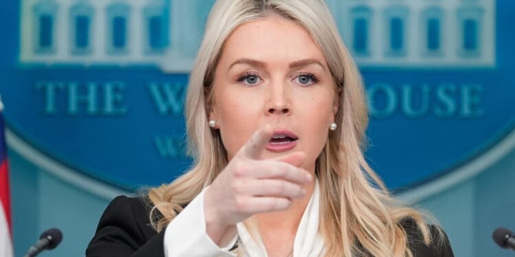 Karoline Leavitt, CNN's Kaitlan Collins argue over network's coverage of service members' deaths