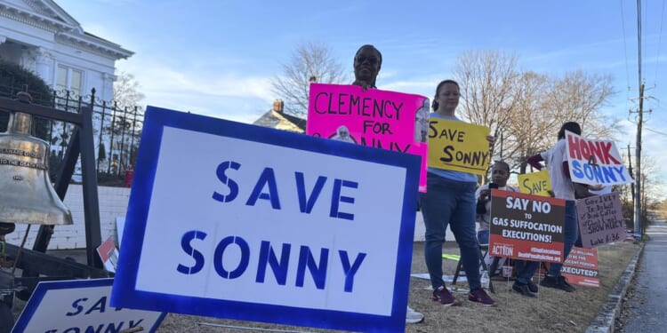 Alabama governor commutes death sentence of inmate whose accomplice fired fatal shot