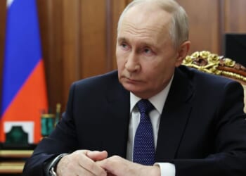 Iran’s blockade of Strait of Hormuz could mean more money for oil-rich Russia