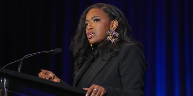 Wanted fugitive shot by Dallas police reportedly worked on Rep. Jasmine Crockett’s security detail