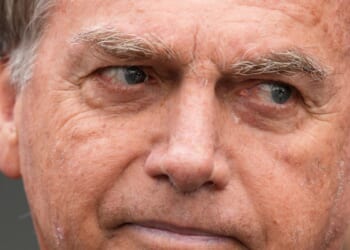 Former Brazil President Bolsonaro’s kidney function worsens but pneumonia stabilized, hospital says