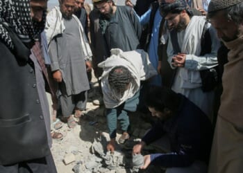Afghanistan says Pakistani mortars killed 2 children as fighting stretches into third week