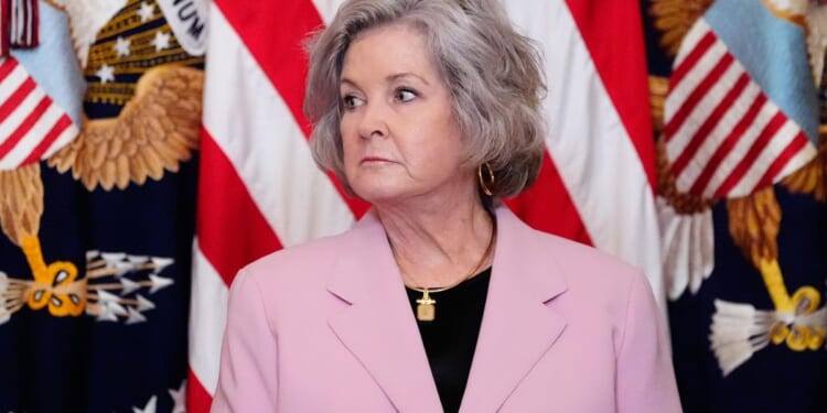 White House Chief of Staff Susie Wiles diagnosed with early-stage breast cancer