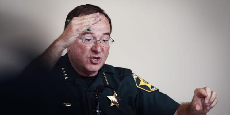 Florida sheriff sends shock across immigration debate, calls for legalization of illegal immigrants