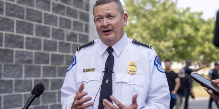 U.S. Capitol Police request first-ever $1 billion budget, citing increasing threats on lawmakers