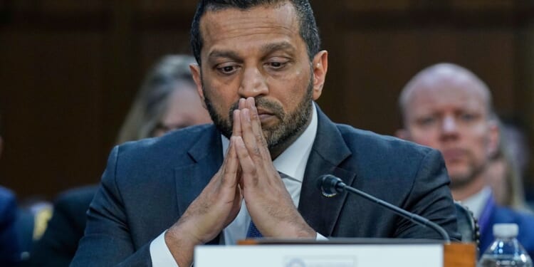 How the FBI legally tracks where you go online