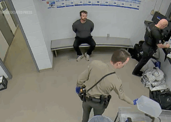 Reality TV star Joseph Duggar waives extradition, will face a child molestation charge in Florida