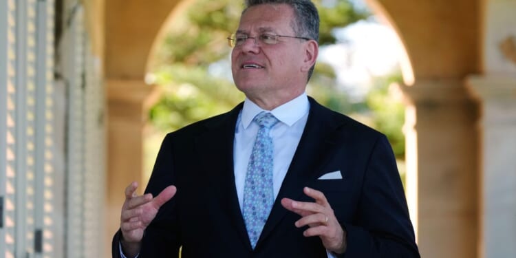 European Union says Mercosur free trade deal will start May 1, linking 700 million people