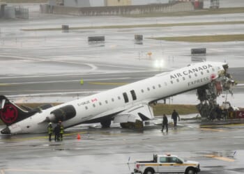 LaGuardia collision follows near miss at Newark and efforts to overhaul air traffic control system