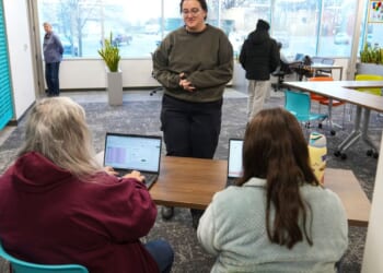 TSA officers share how they’re scraping by without pay