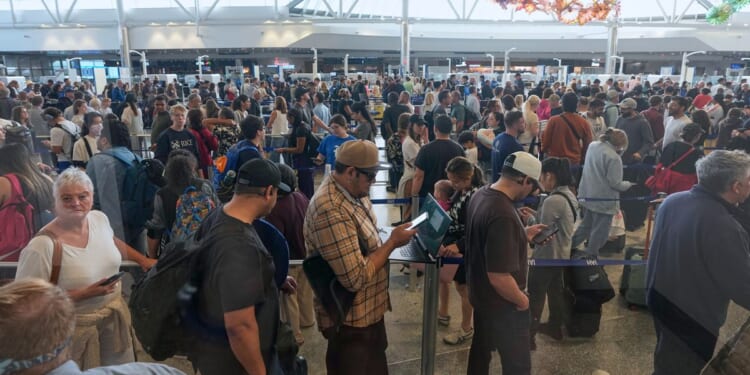 Houston airport has become a symbol for the shutdown’s impacts on air travel