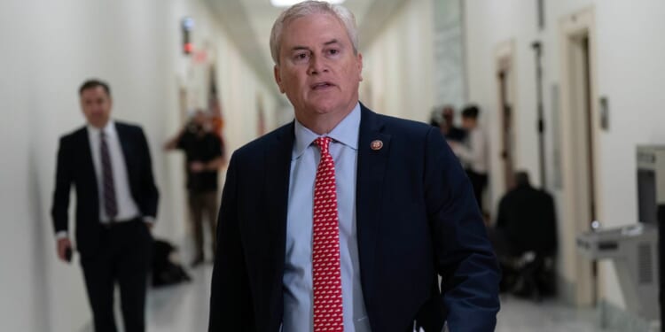 Sanctuary cities become staging area for crime, infect neighboring communities: Oversight report