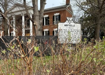 Quadruple amputee cornhole player waives extradition hearing in fatal shooting case