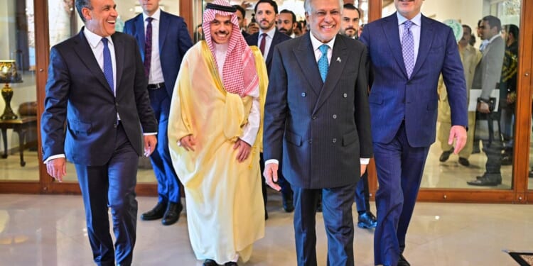 Mediators gather in Pakistan for talks on ending the monthlong Iran war