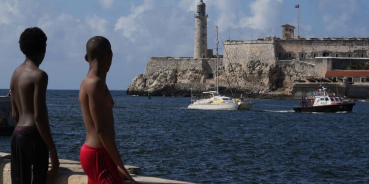 Cuba to receive a sanctioned Russian oil tanker, the first such delivery this year