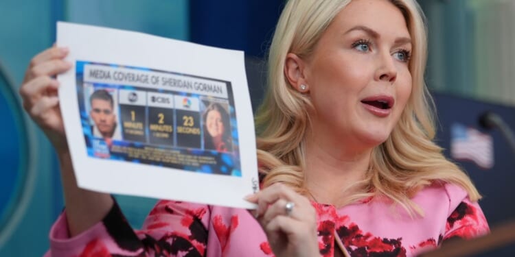 Leavitt blasts networks for scant coverage of Chicago student allegedly killed by illegal migrant